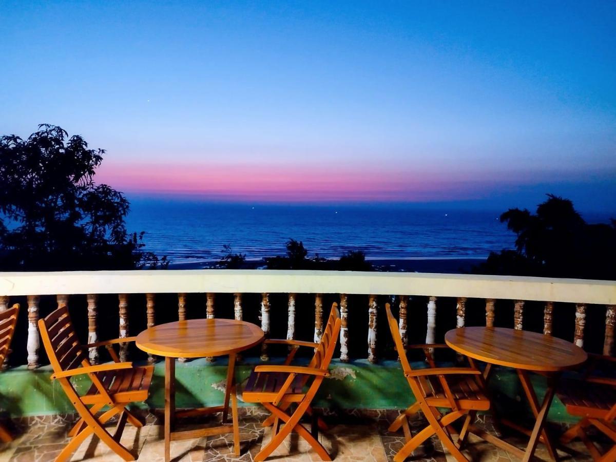 Murud  Villa Infinity By The Sea المظهر الخارجي الصورة